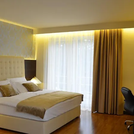 Πανσιόν Pr Klaudiji Μπλεντ