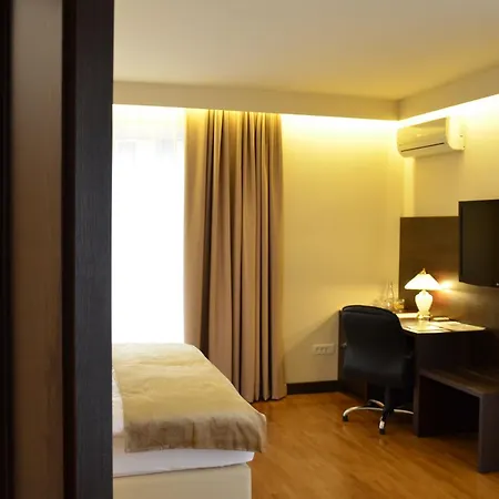 Pr Klaudiji Μπλεντ